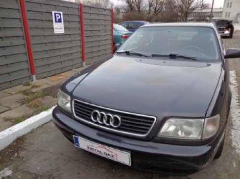 Audi A6 2.6 110 kW 1994