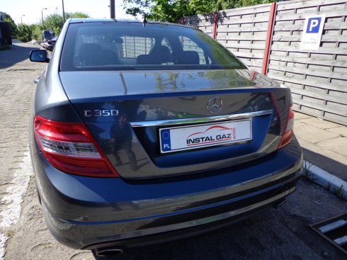 Mercedes C350 3,5 V6 200 kW 2008r.